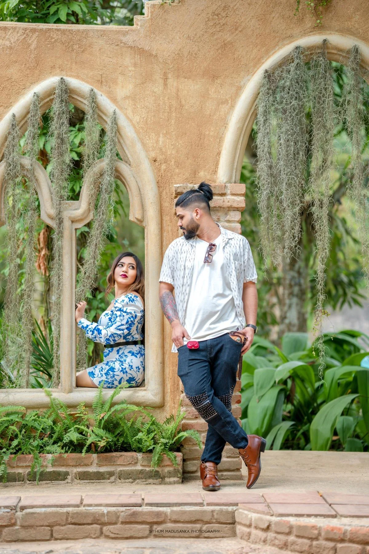 Dulanjana & Shani - Sri Lankan Photoshoot Gallery (11)