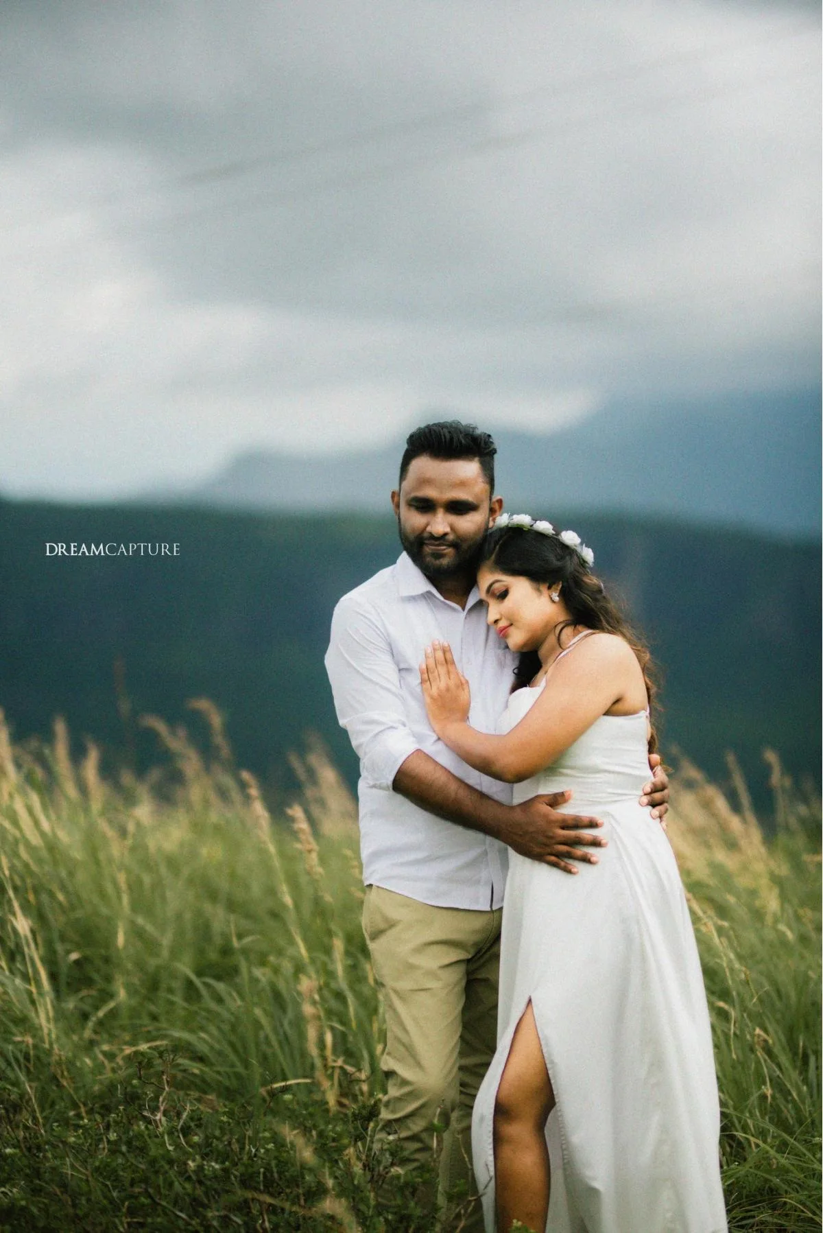 ANUPAMA & ISHARI  - Sri Lankan Photoshoot Gallery (11)