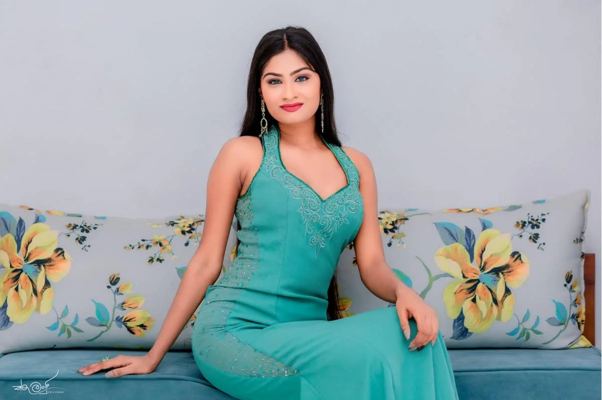 Shchini - Sri Lankan Photoshoot Gallery (6)