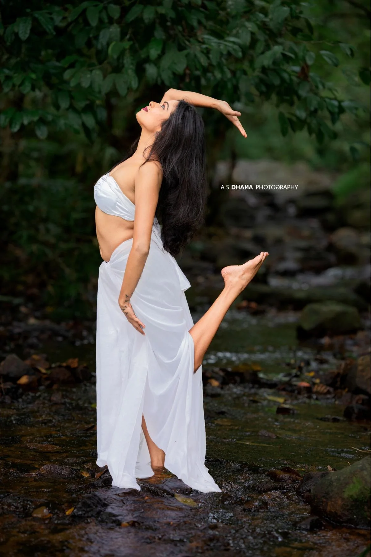 SETHU UPANIRUHARA - Sri Lankan Photoshoot Gallery (7)
