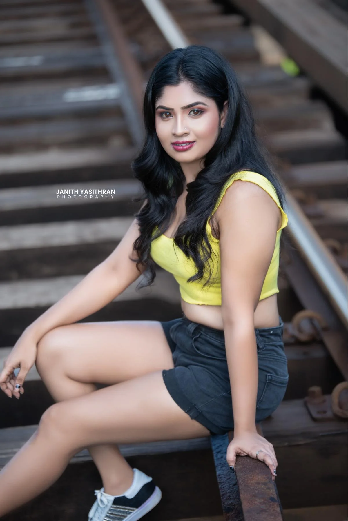 Sadu Shenaya  - Sri Lankan Photoshoot Gallery (6)