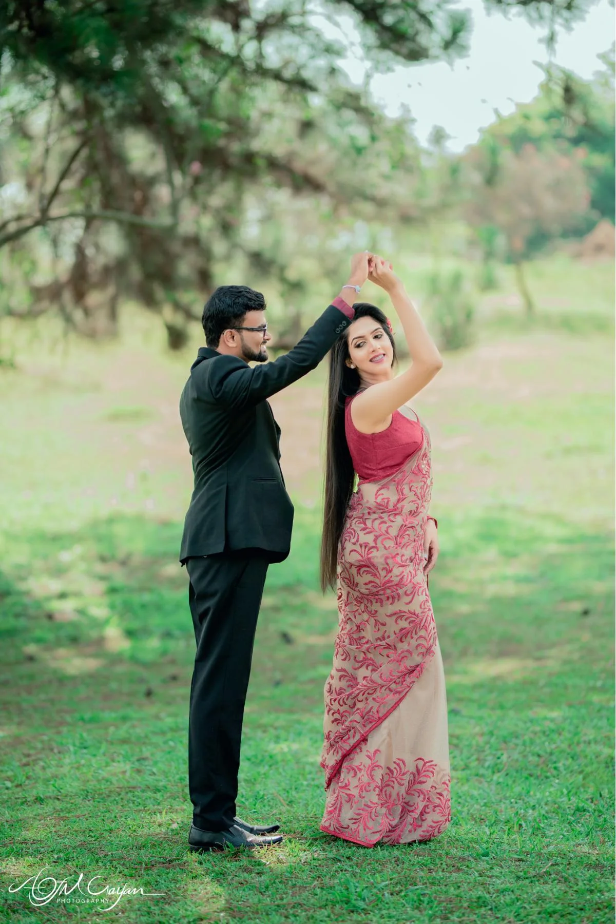 SASINI & SALITHA - Sri Lankan Photoshoot Gallery (6)