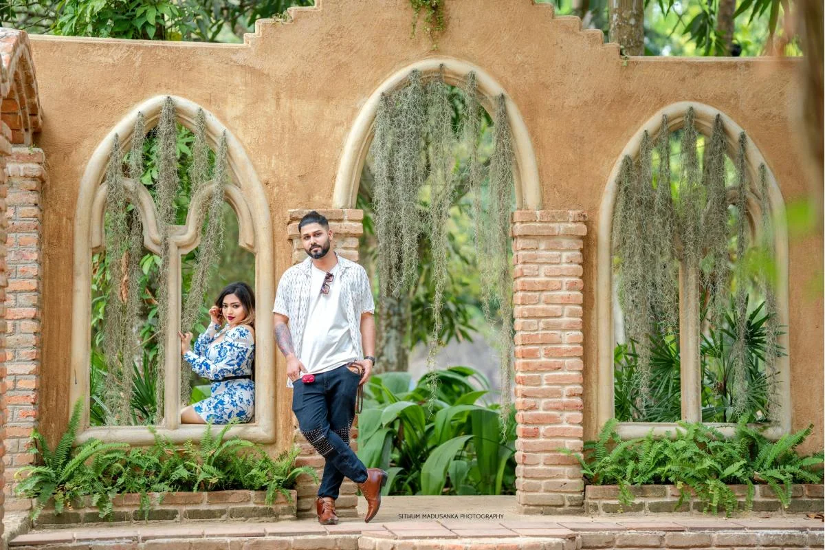 Dulanjana & Shani - Sri Lankan Photoshoot Gallery (12)