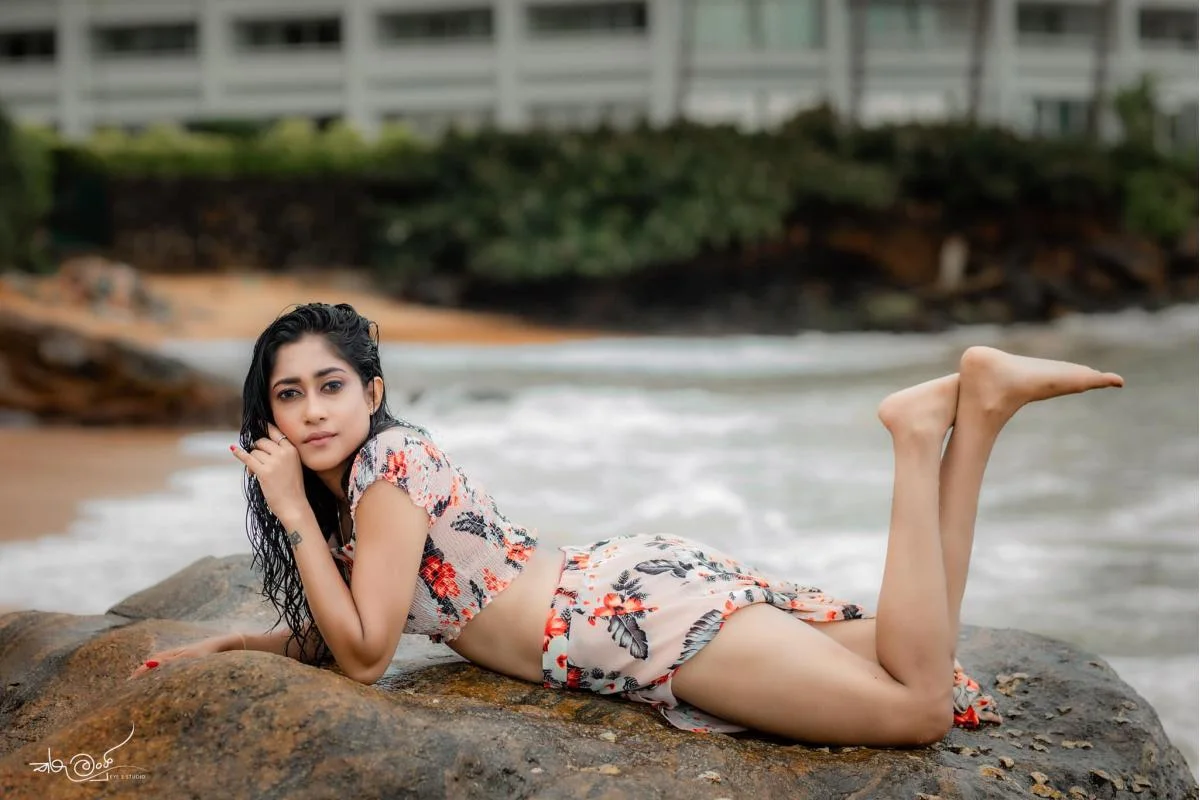 Dalrine - Sri Lankan Photoshoot Gallery (11)