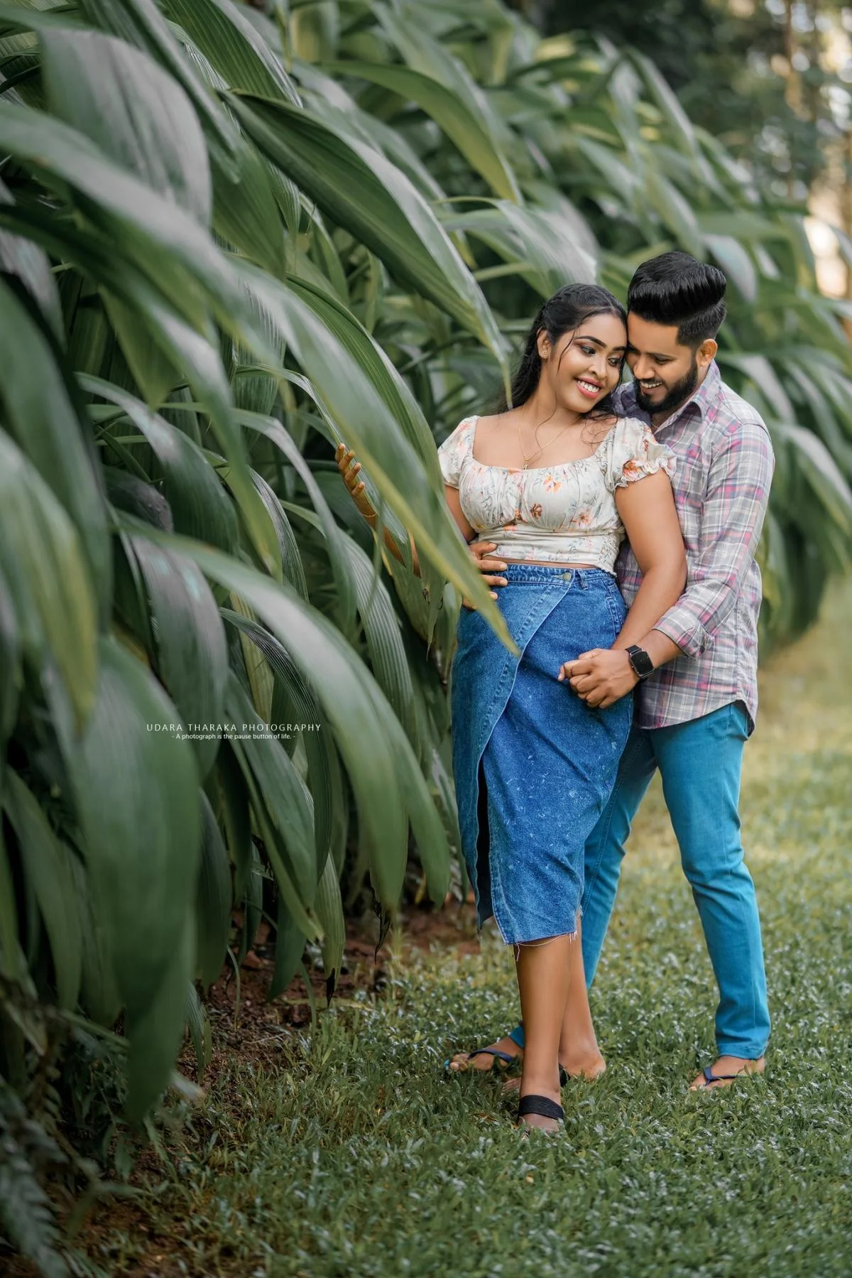 Viranga & Imasha - Sri Lankan Photoshoot Gallery (8)