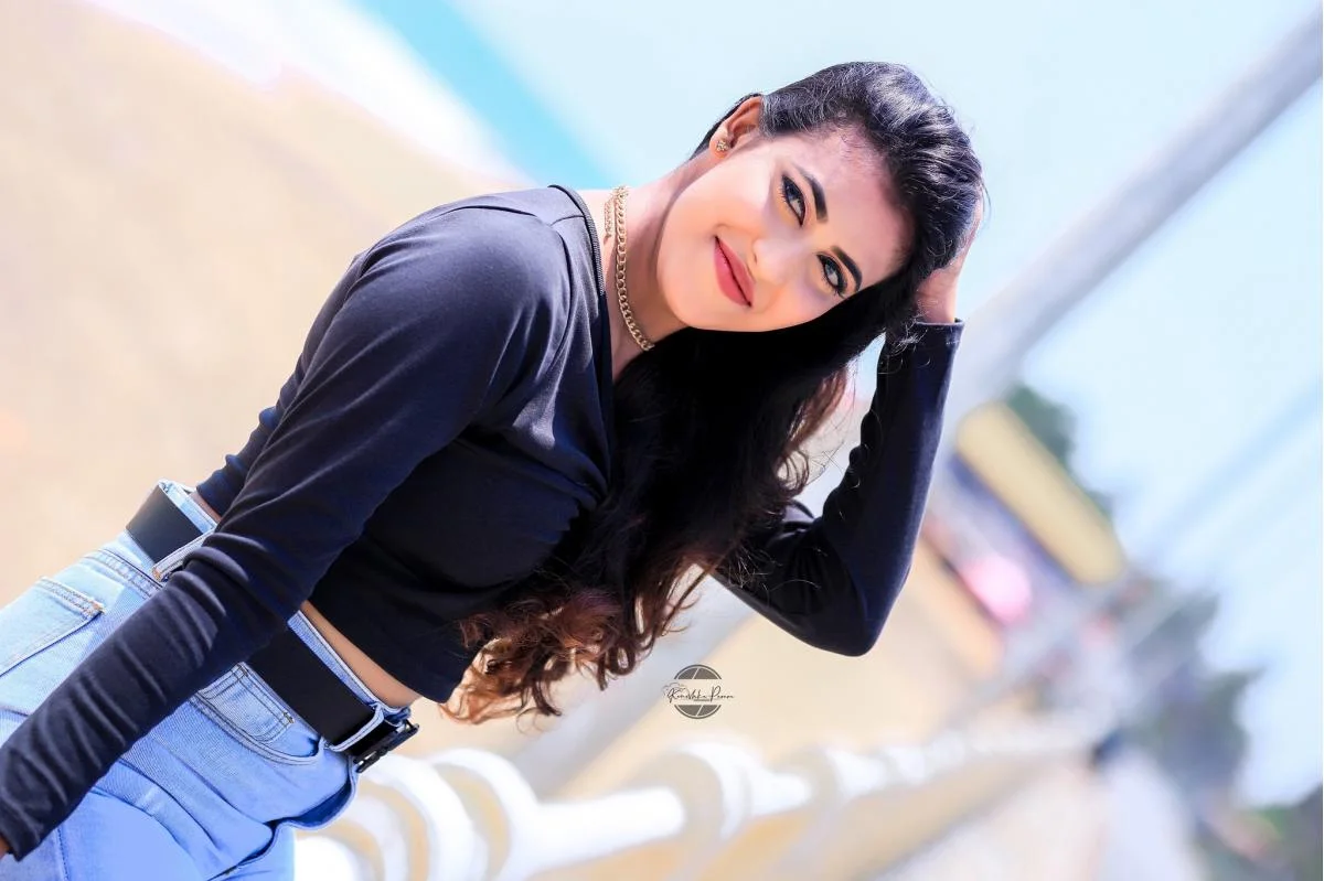 Dinu's 18th birthday - Sri Lankan Photoshoot Gallery (10)