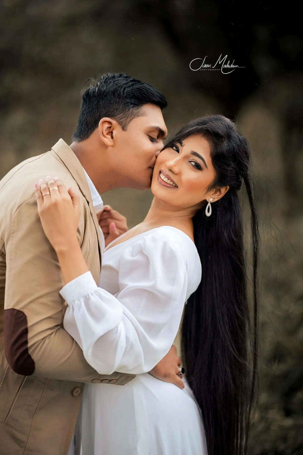 Upeksha & Shehan - Sri Lankan Photoshoot Gallery (7)