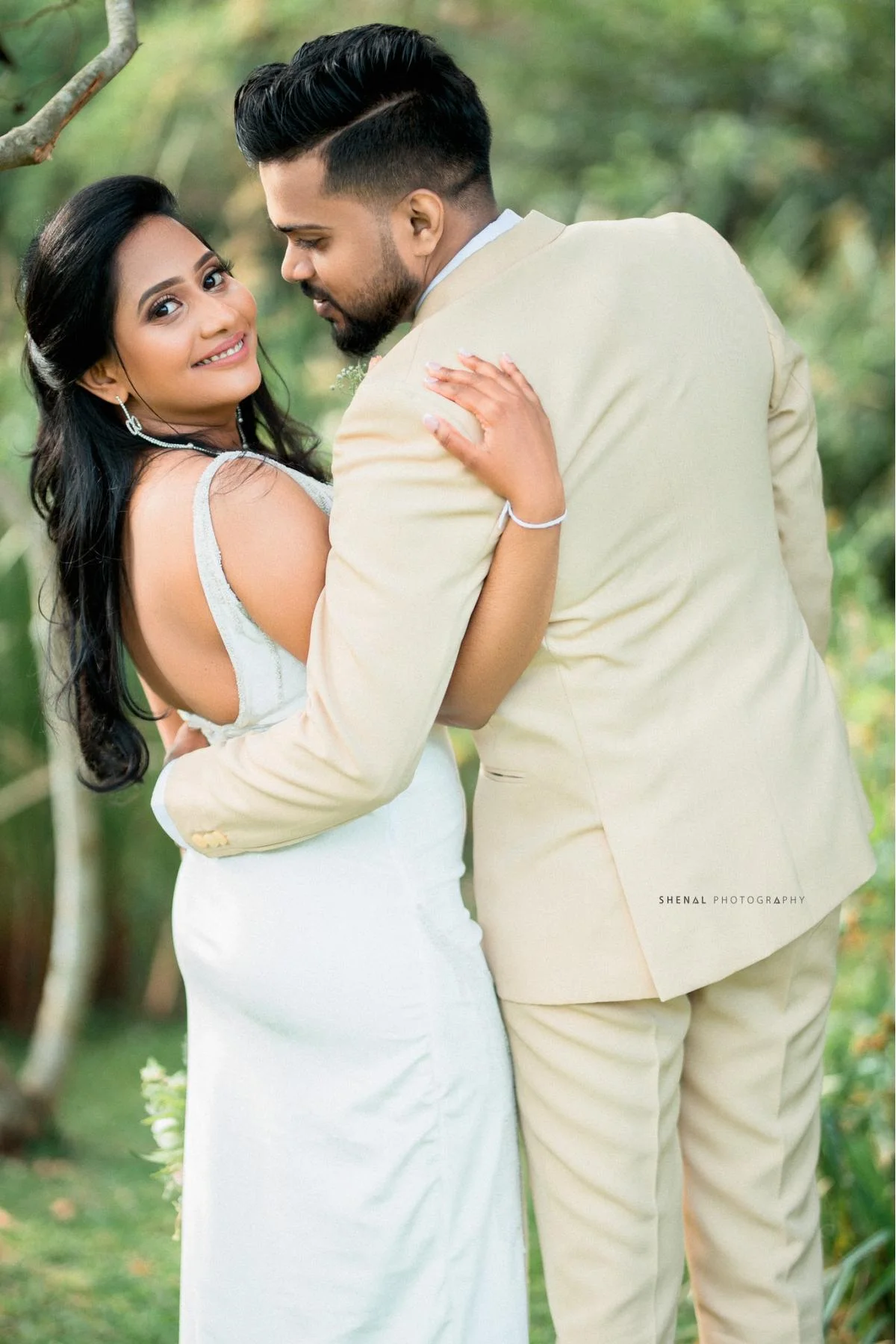DHANURA & THILINI - Sri Lankan Photoshoot Gallery (8)