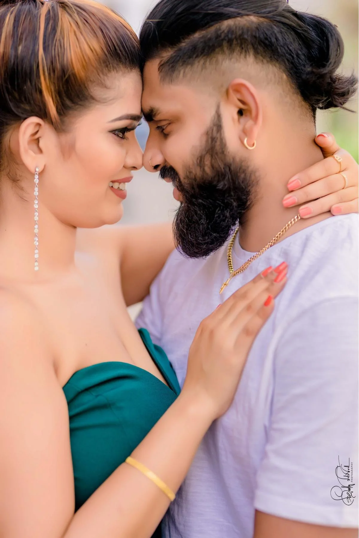 PAVIHRA & LAHIRU - Sri Lankan Photoshoot Gallery (10)