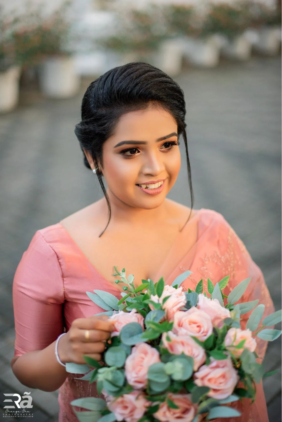 Dilum & Pawani - Sri Lankan Photoshoot Gallery (8)