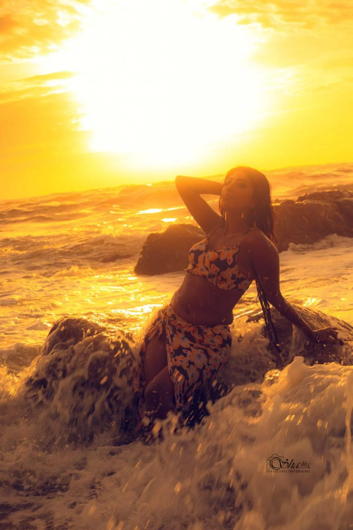 Shanu Thathsarani - Sri Lankan Photoshoot Gallery (9)