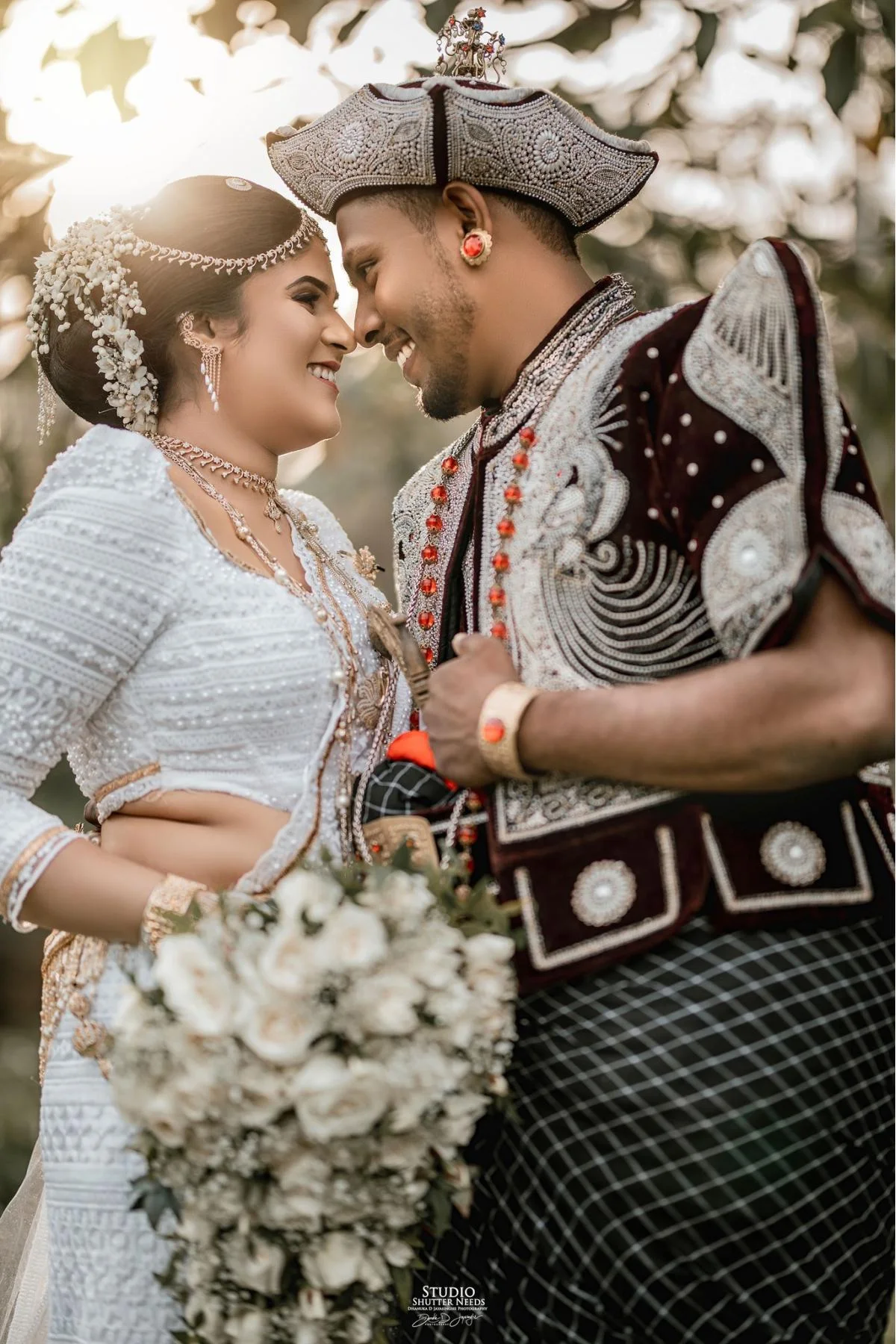 Apoorwa & Manoj - Sri Lankan Photoshoot Gallery (8)
