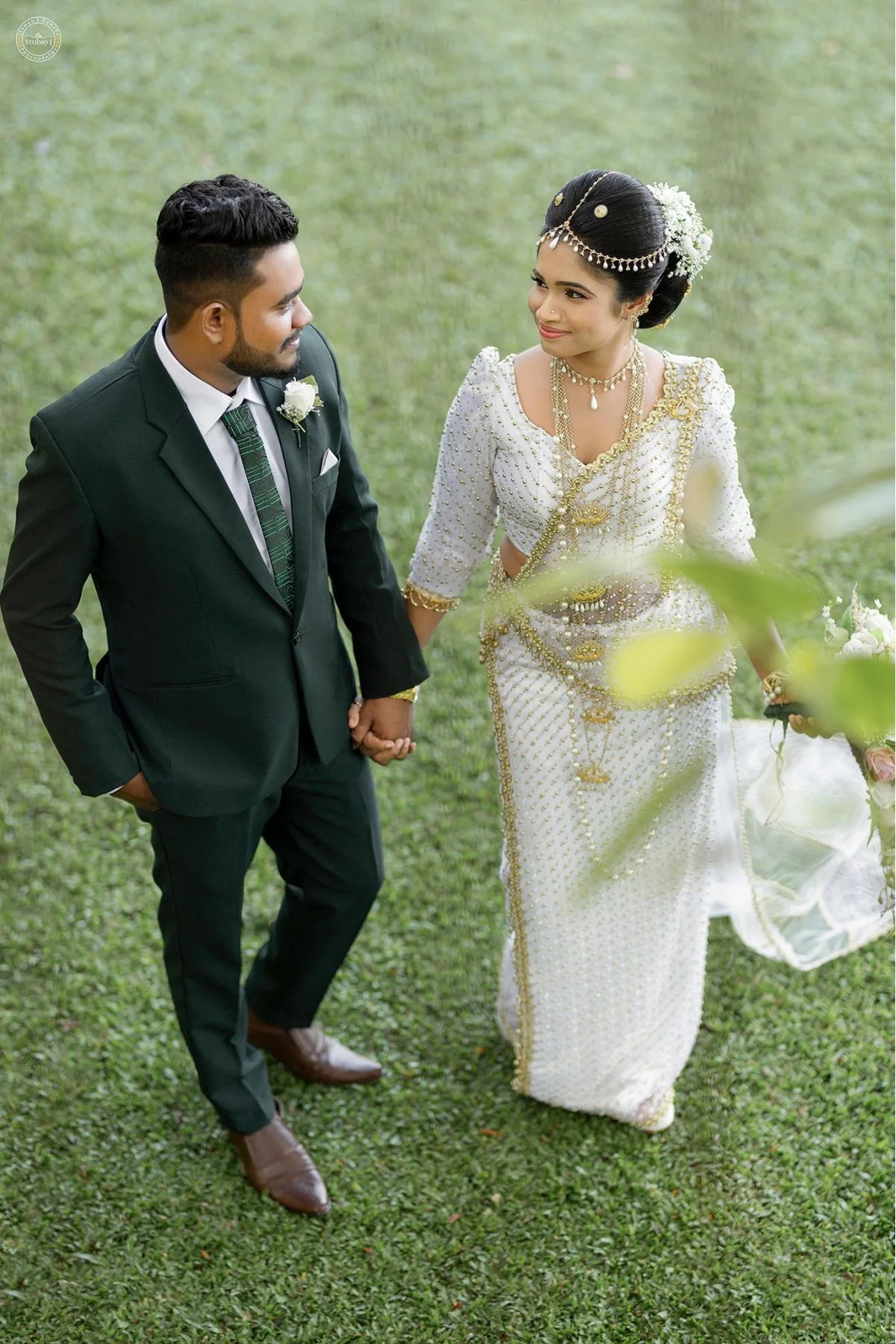 Gimhani & Dhananjaya - Sri Lankan Photoshoot Gallery (8)