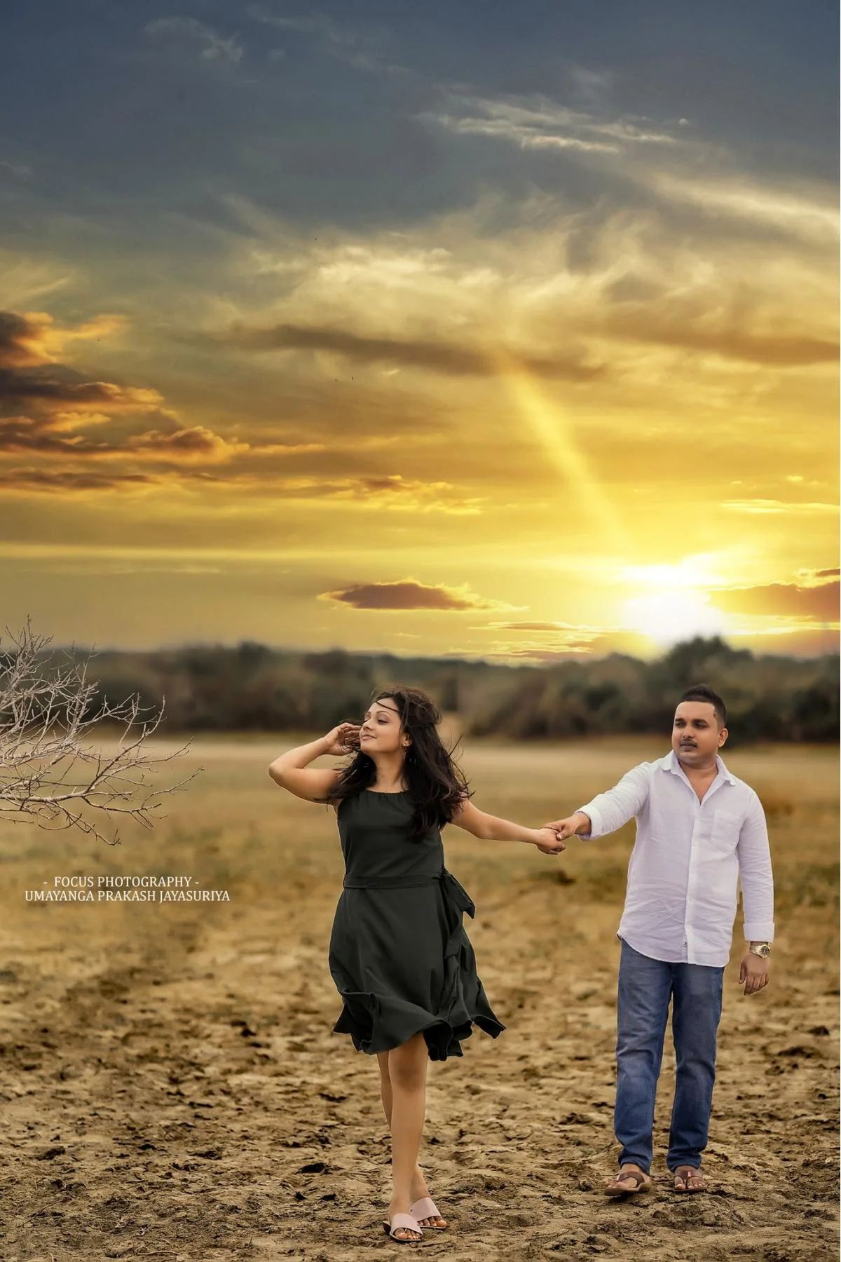 ISURU & AYESHA - Sri Lankan Photoshoot Gallery (9)