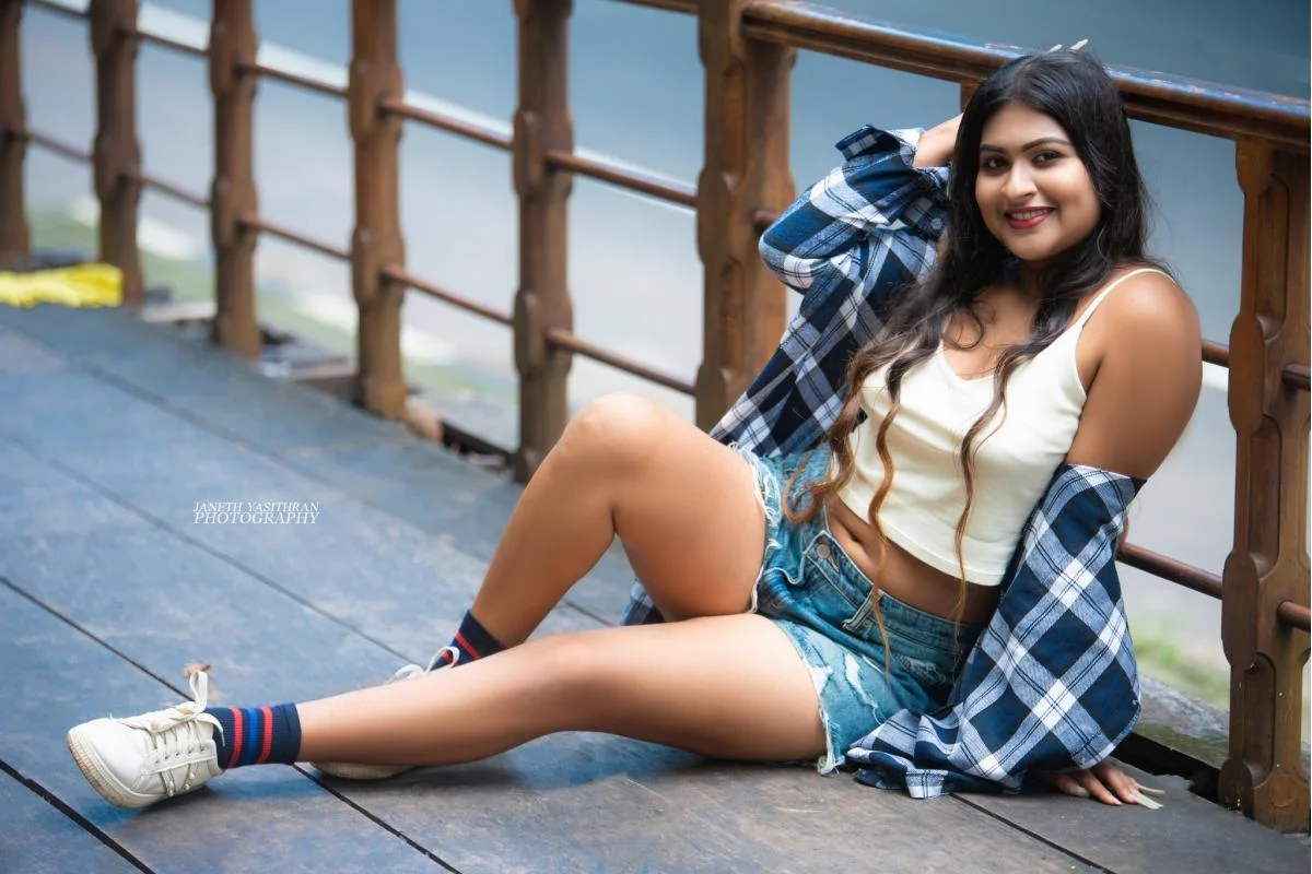 ISHANI - Sri Lankan Photoshoot Gallery (12)