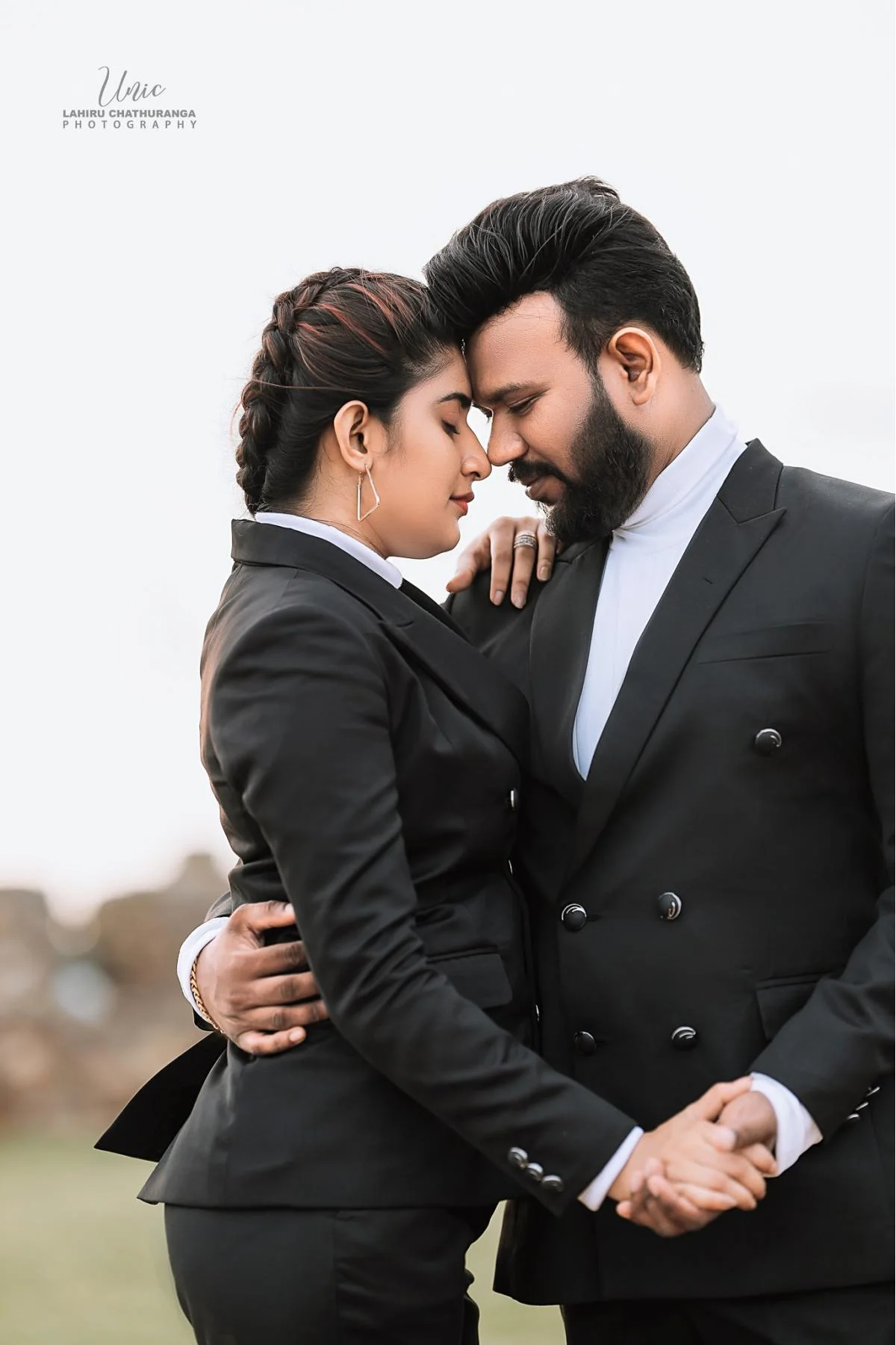 Pramu & Sanjaya - Sri Lankan Photoshoot Gallery (8)