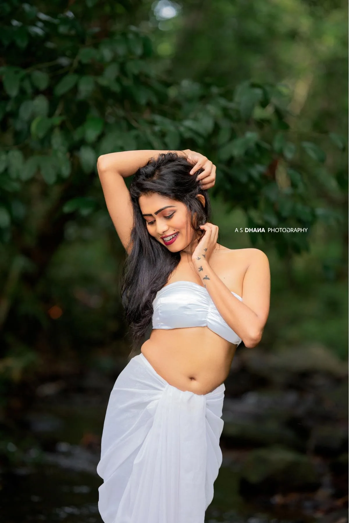 SETHU UPANIRUHARA - Sri Lankan Photoshoot Gallery (10)
