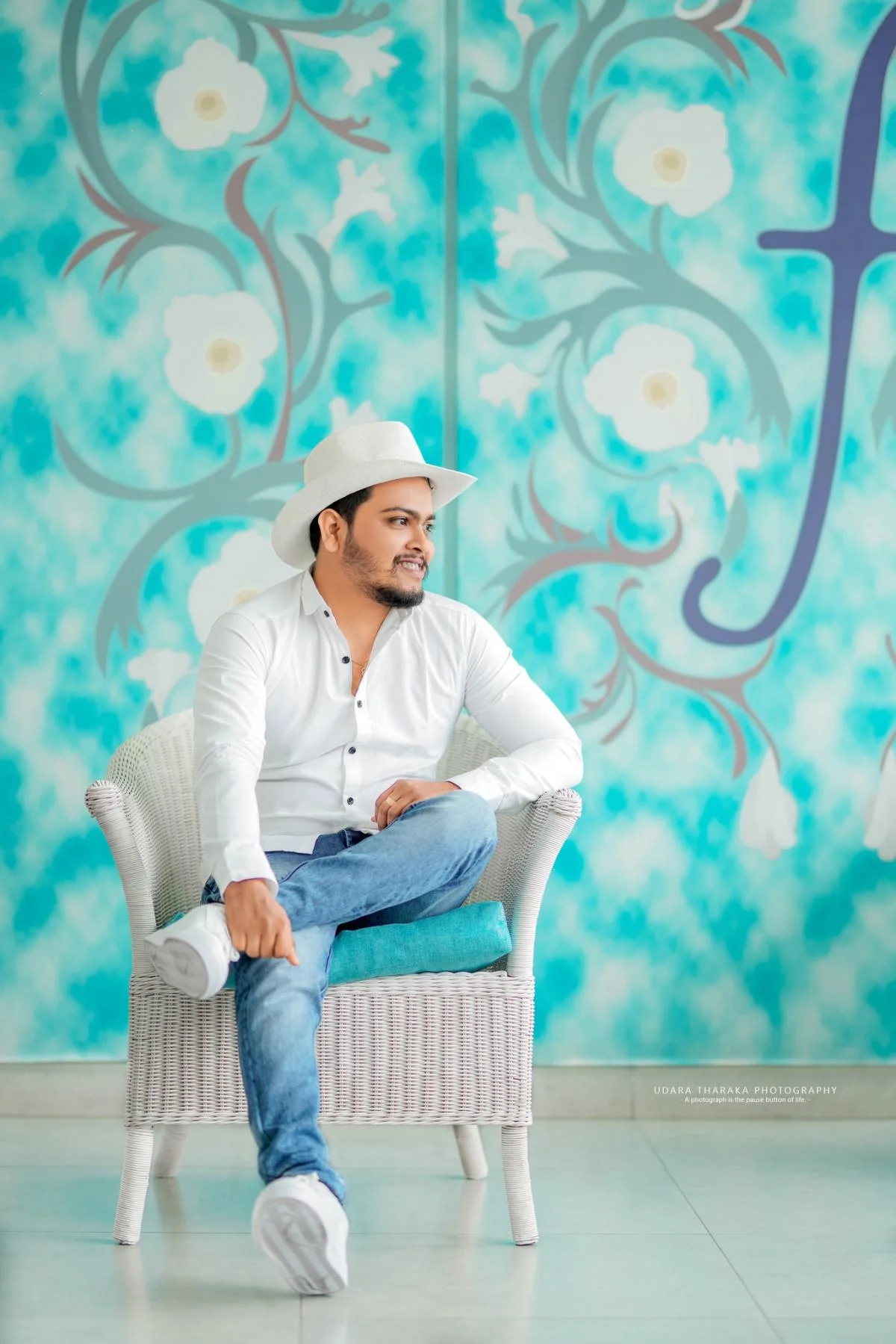 Sandu & Ravindu  - Sri Lankan Photoshoot Gallery (11)