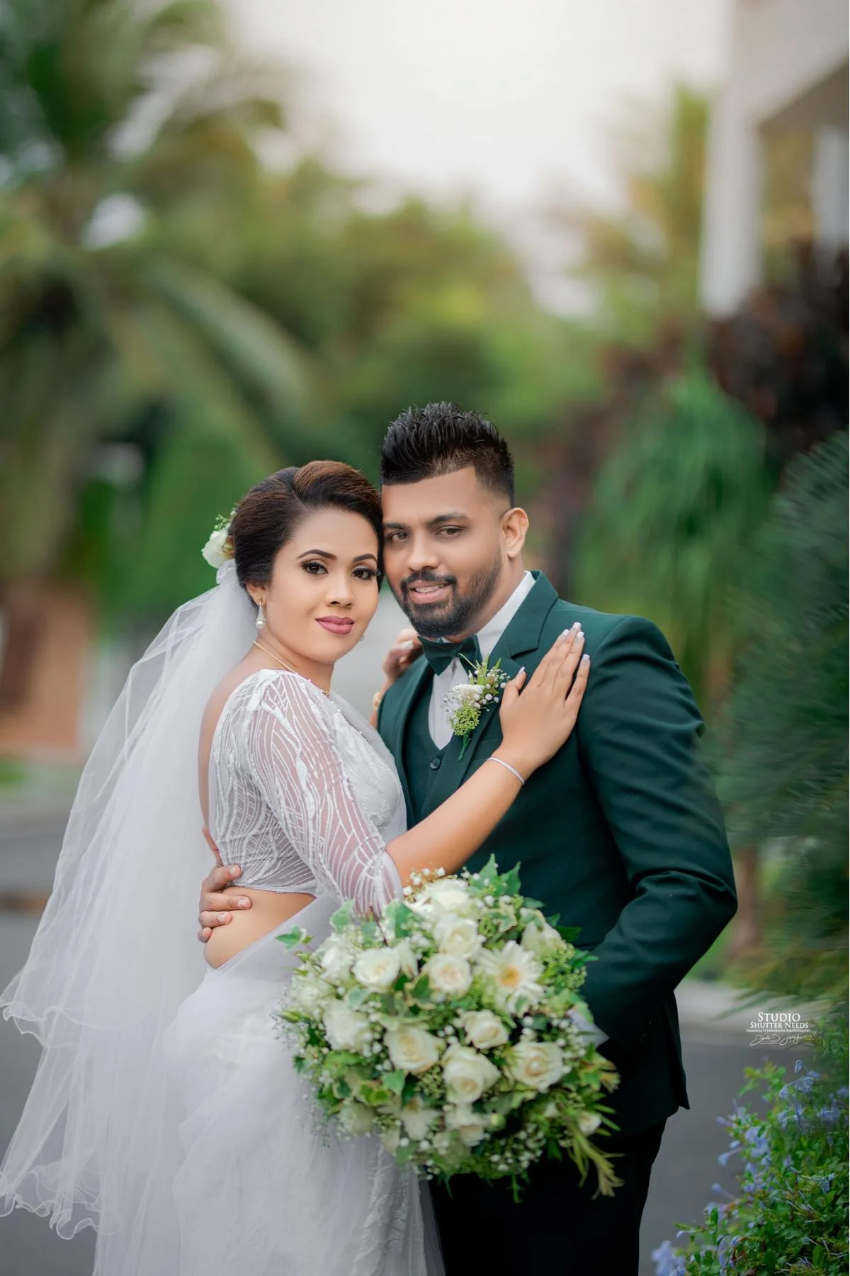 SHASHIKALA & KAUSHAN - Sri Lankan Photoshoot Gallery (11)