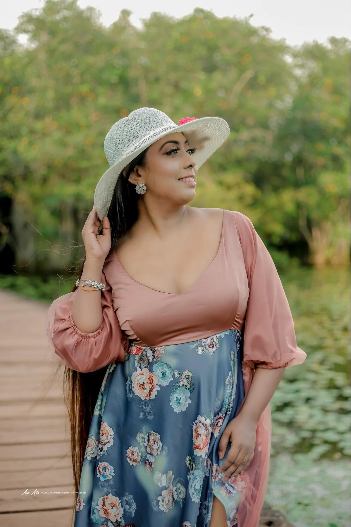 Harshani - Sri Lankan Photoshoot Gallery (9)