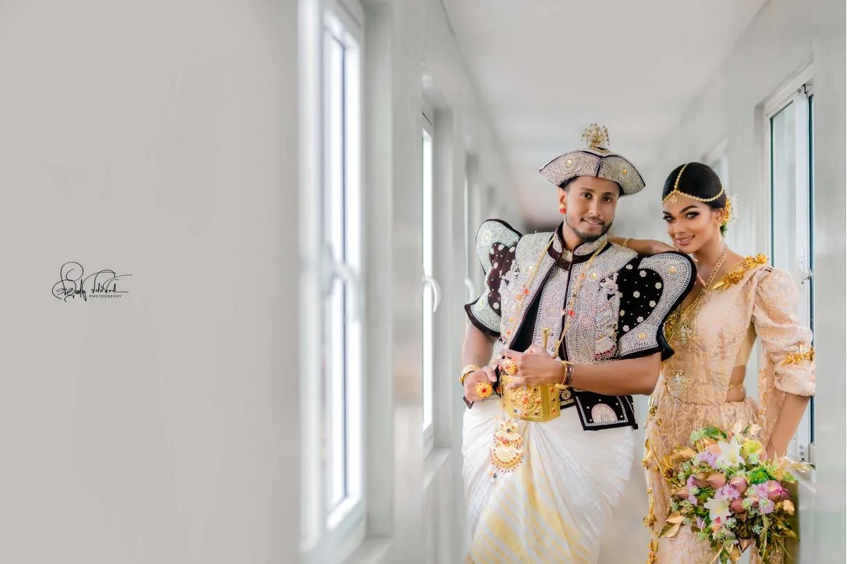 Yaara & Goyum - Sri Lankan Photoshoot Gallery (13)