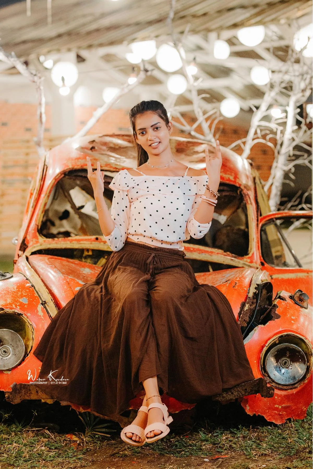 NILUSHAN & MADUSHIKA - Sri Lankan Photoshoot Gallery (10)