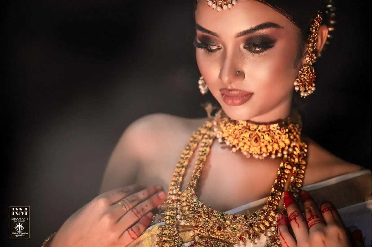 Ishu Jayarathna - Sri Lankan Photoshoot Gallery (12)