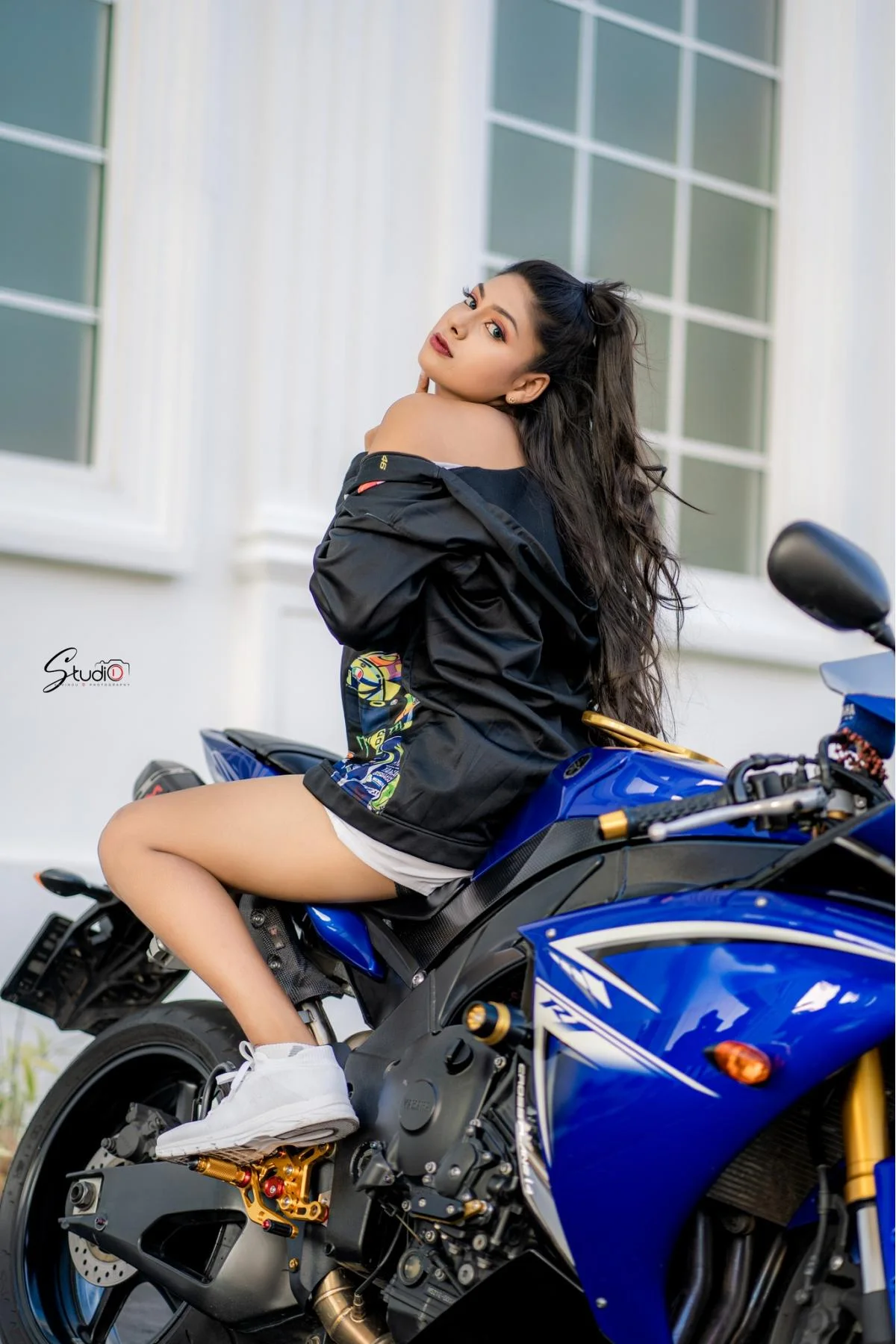 Naveesha  - Sri Lankan Photoshoot Gallery (11)