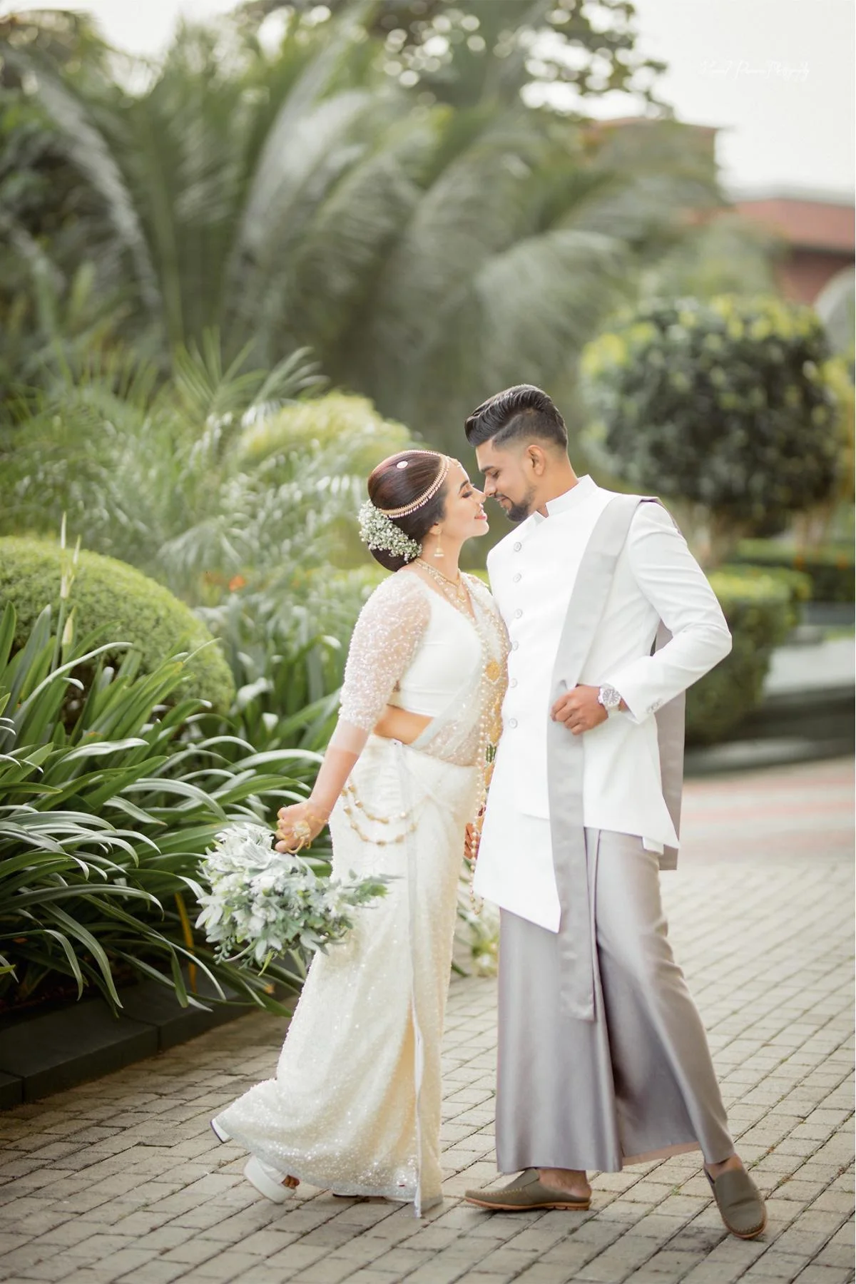Chamath & Binuri  - Sri Lankan Photoshoot Gallery (14)