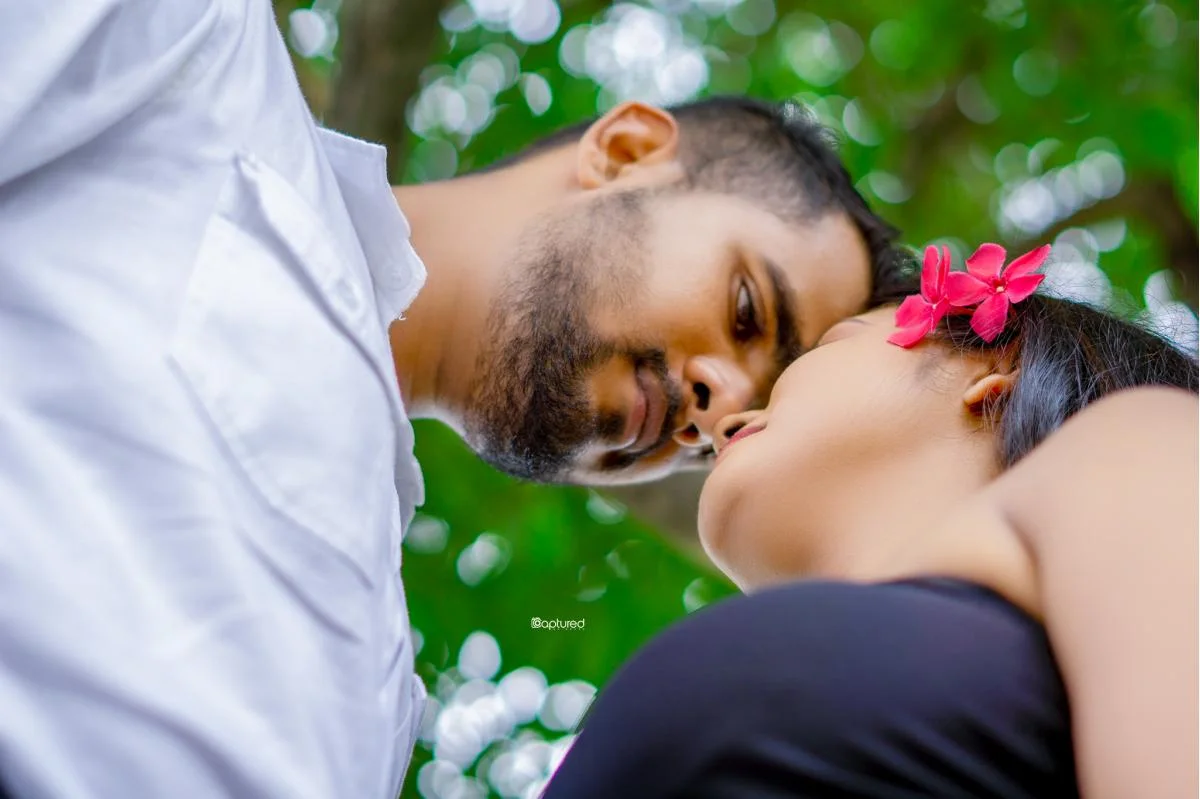 Irushika & Ashinsana - Sri Lankan Photoshoot Gallery (9)