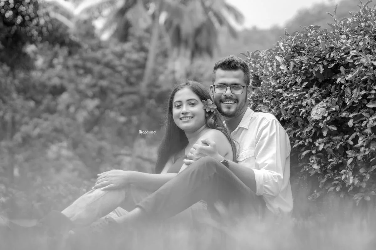 Irushika & Ashinsana - Sri Lankan Photoshoot Gallery (11)