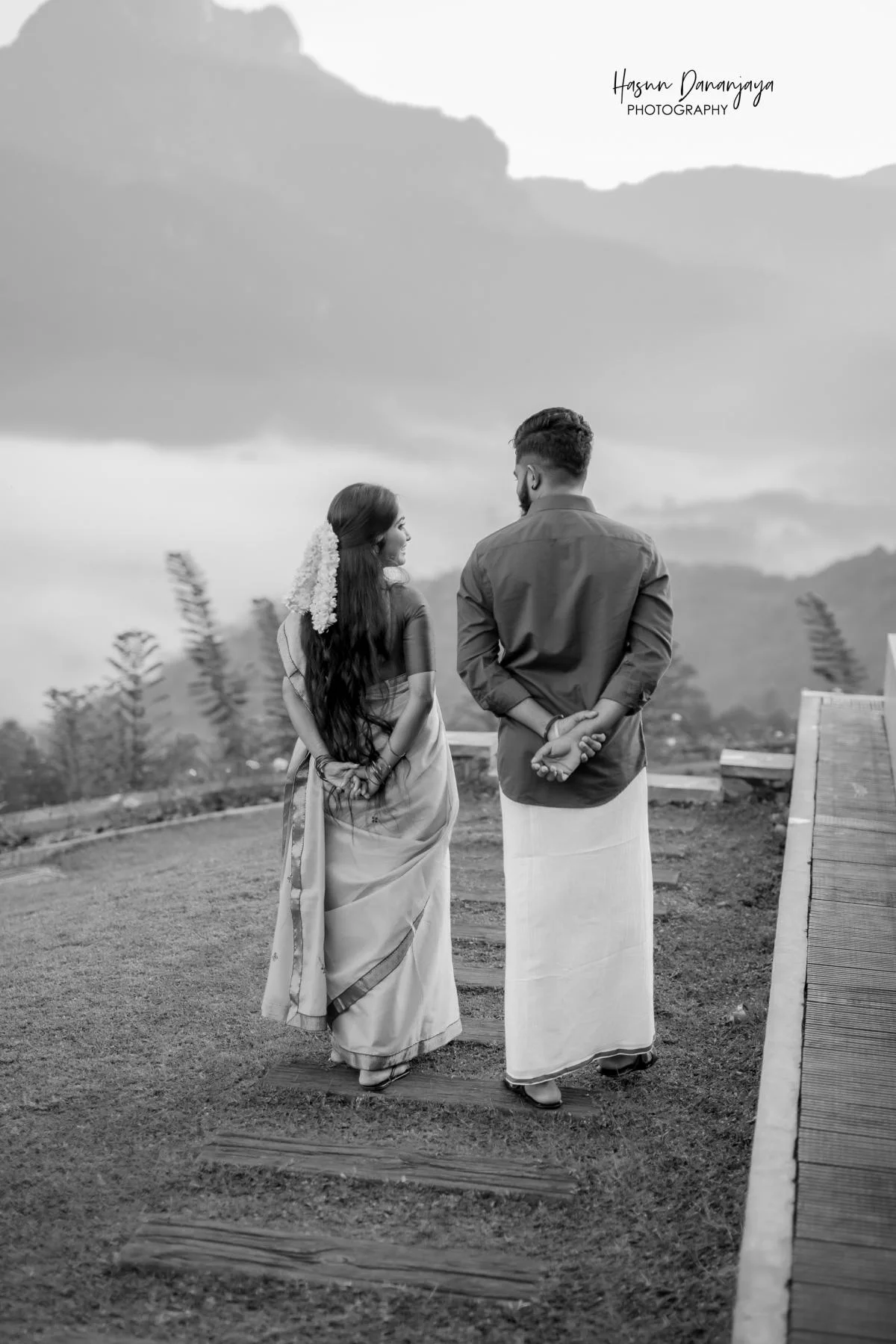 Nihara & Ishara - Sri Lankan Photoshoot Gallery (4)
