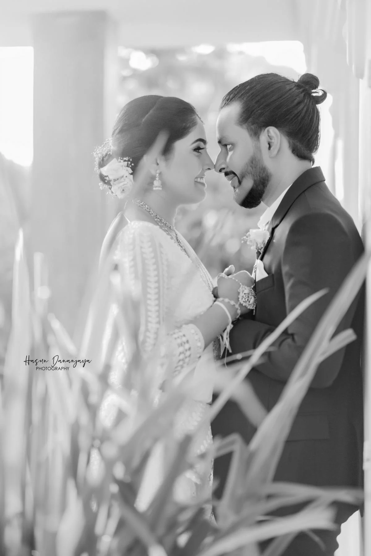 KAVI & SANDUN  - Sri Lankan Photoshoot Gallery (5)