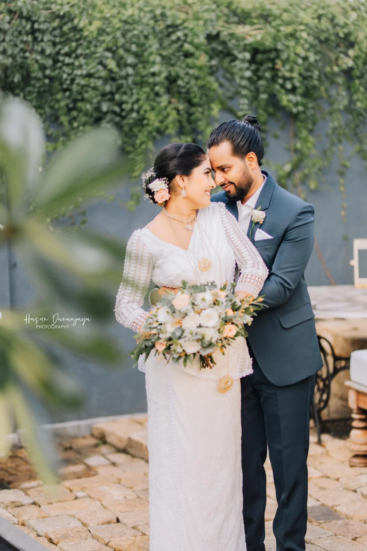 KAVI & SANDUN  - Sri Lankan Photoshoot Gallery (7)
