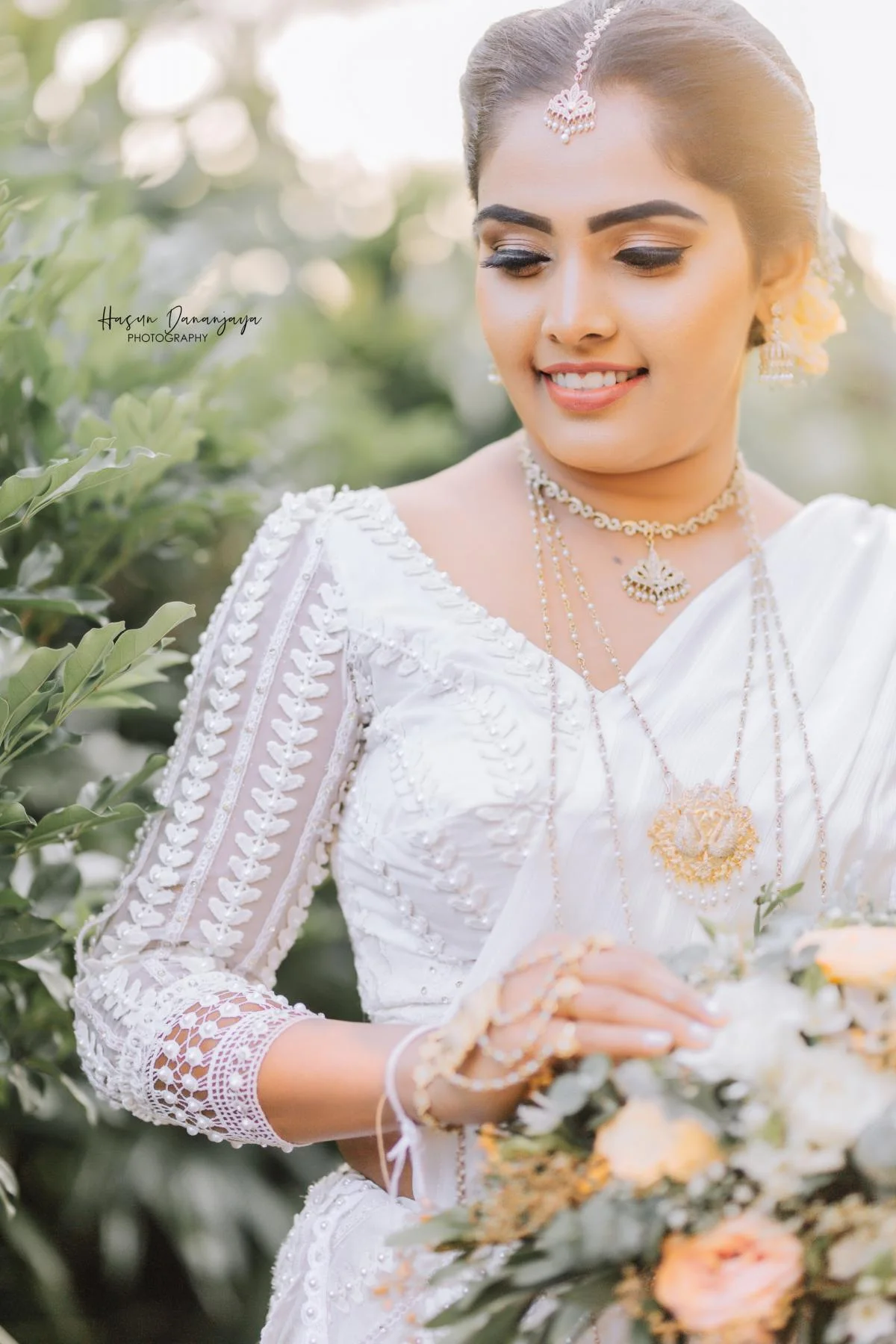 KAVI & SANDUN  - Sri Lankan Photoshoot Gallery (10)