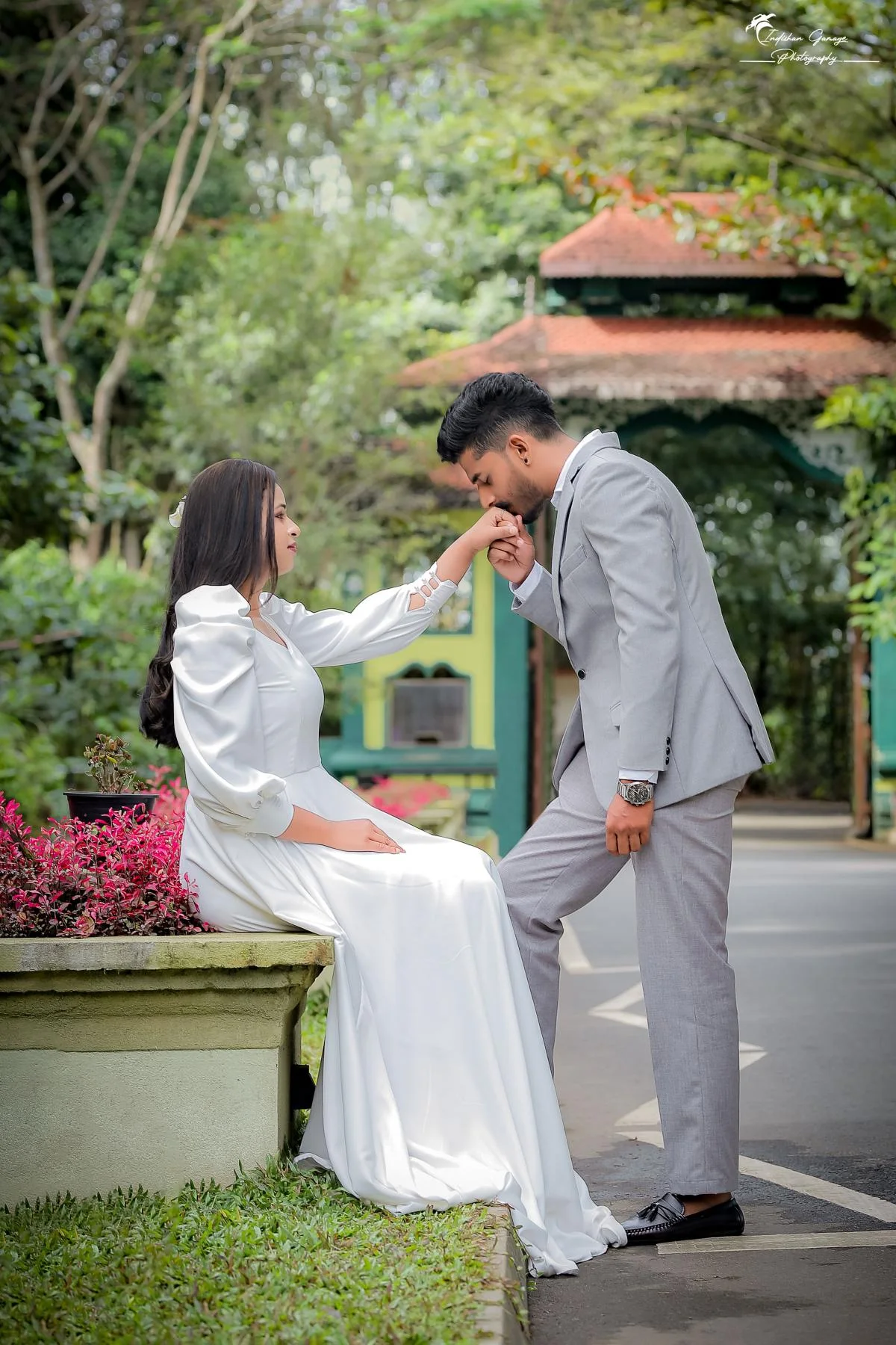 Anuradha & Ruwini - Sri Lankan Photoshoot Gallery (11)