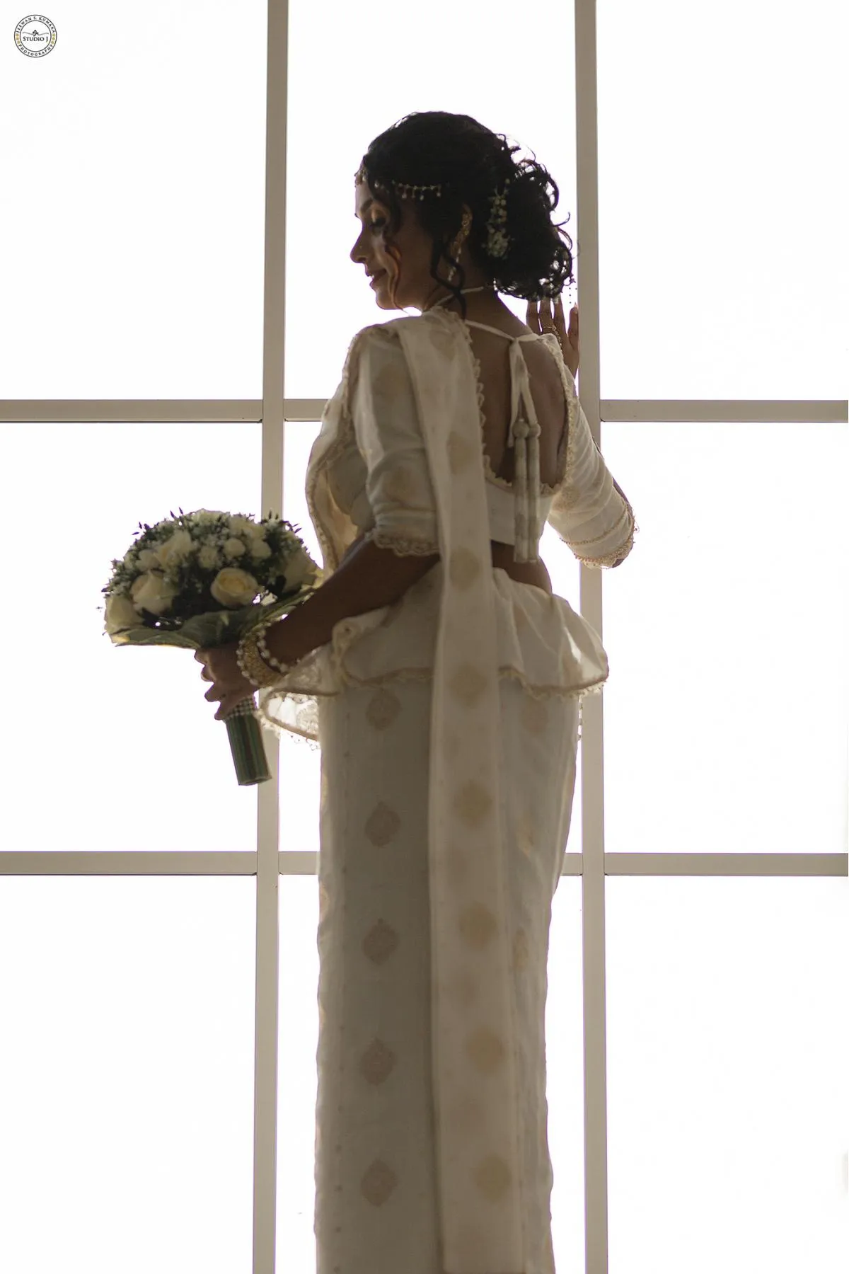Seneshi & Tharuzy - Sri Lankan Photoshoot Gallery (1)