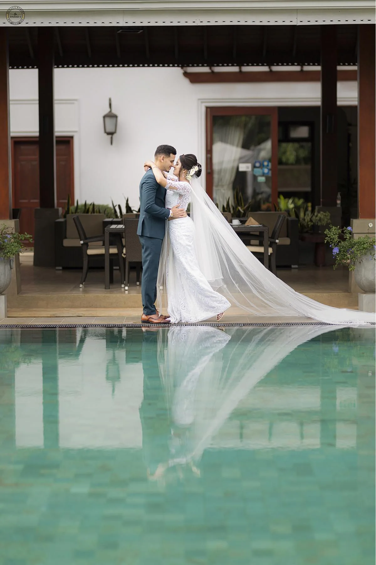 Pooja & Dilshan - Sri Lankan Photoshoot Gallery (3)