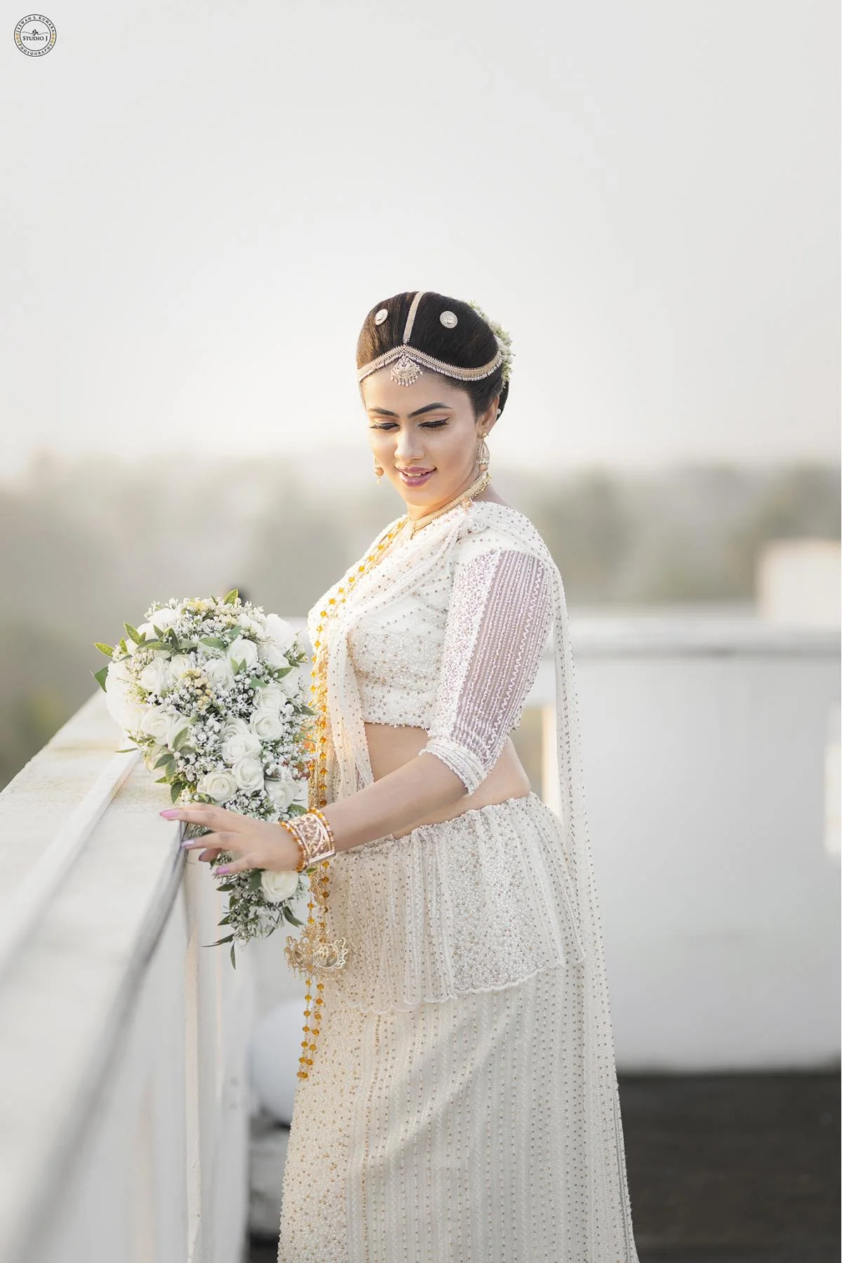 Seneshi & Tharuzy - Sri Lankan Photoshoot Gallery (9)