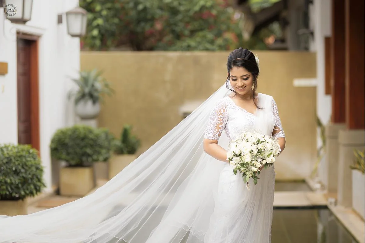 Pooja & Dilshan - Sri Lankan Photoshoot Gallery (9)