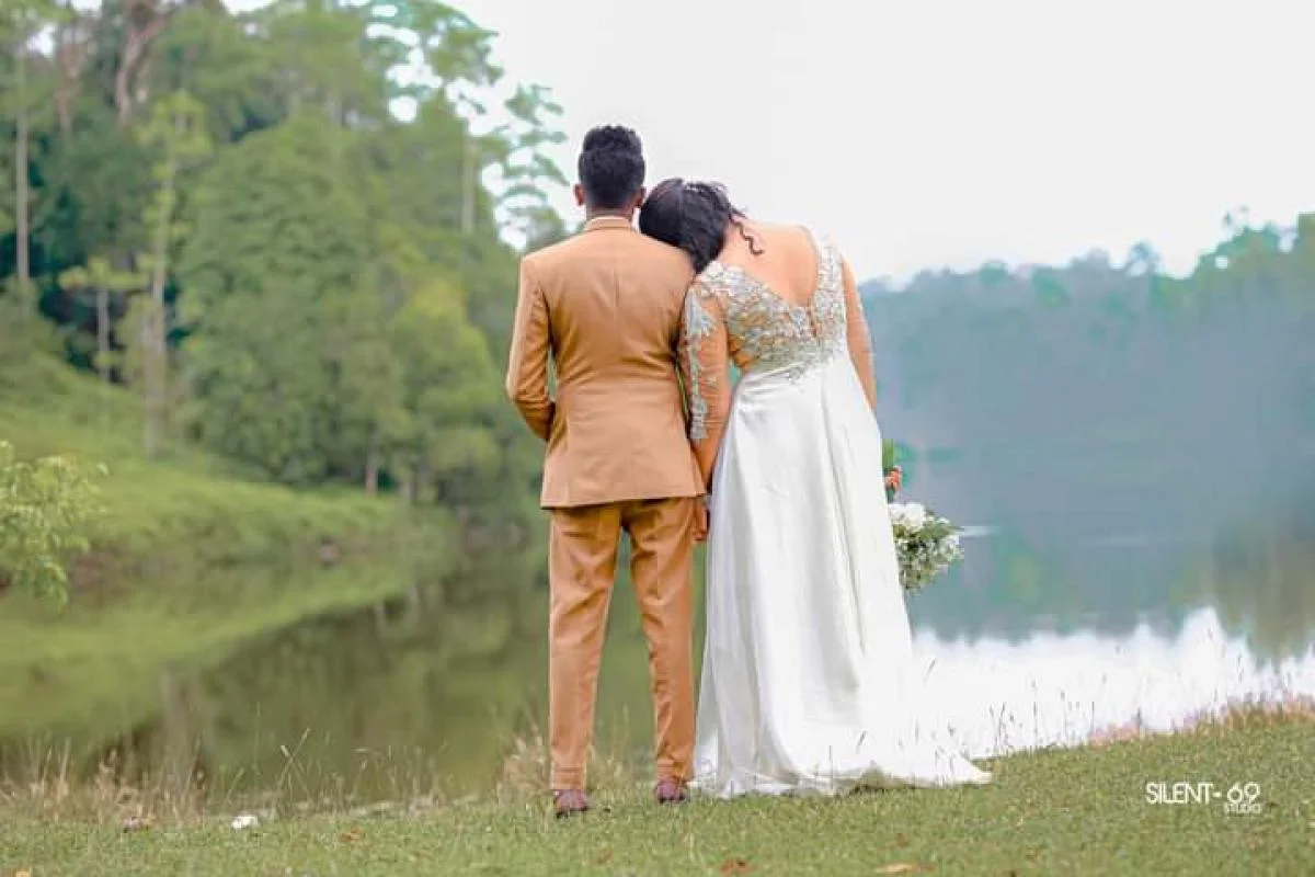 Kalhari & Uditha - Sri Lankan Photoshoot Gallery (5)