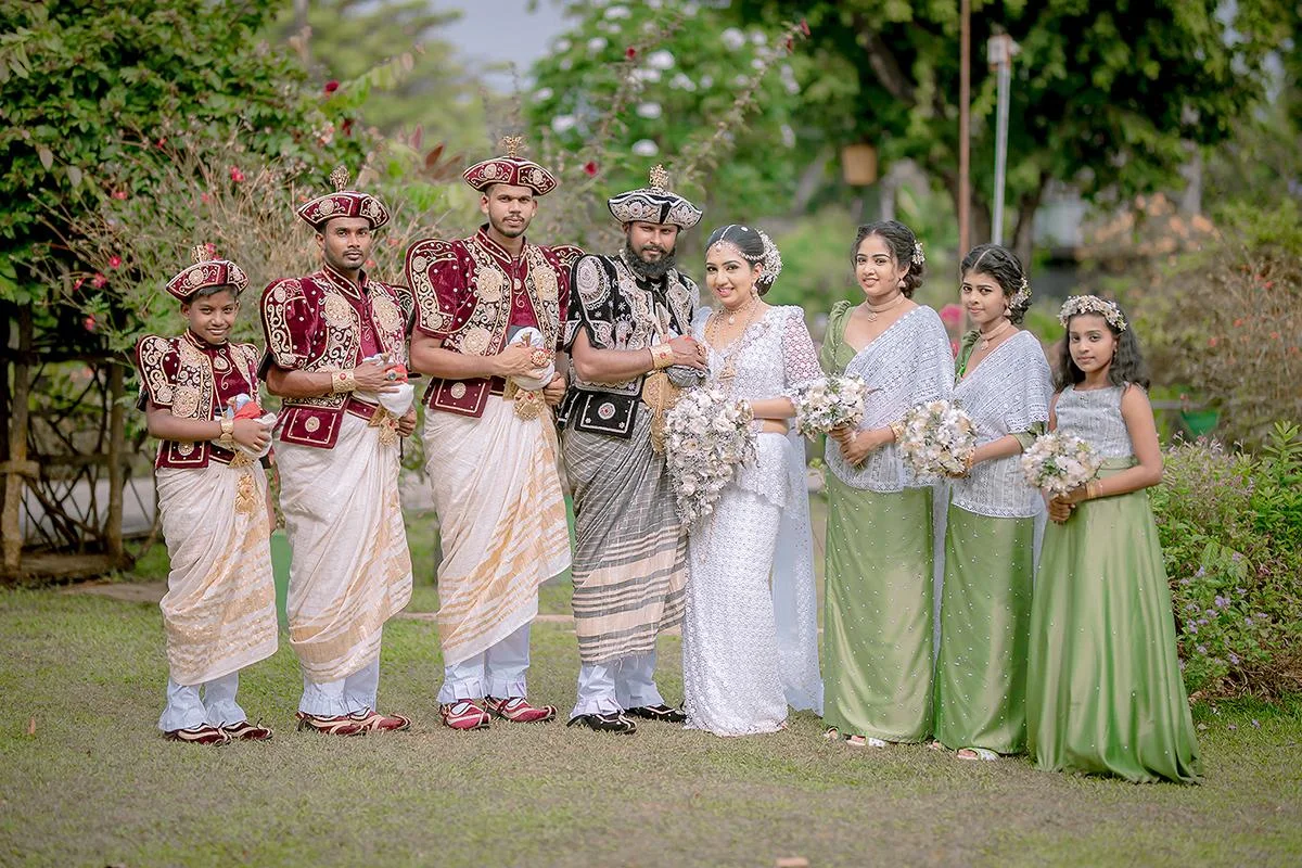  KALPANA &  CHANAKA  - Sri Lankan Photoshoot Gallery (3)
