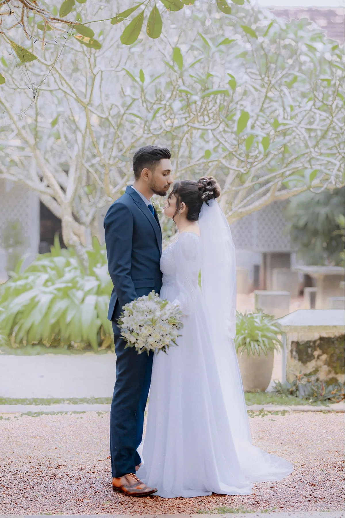 KAVEEN & DEVMINI - Sri Lankan Photoshoot Gallery (4)