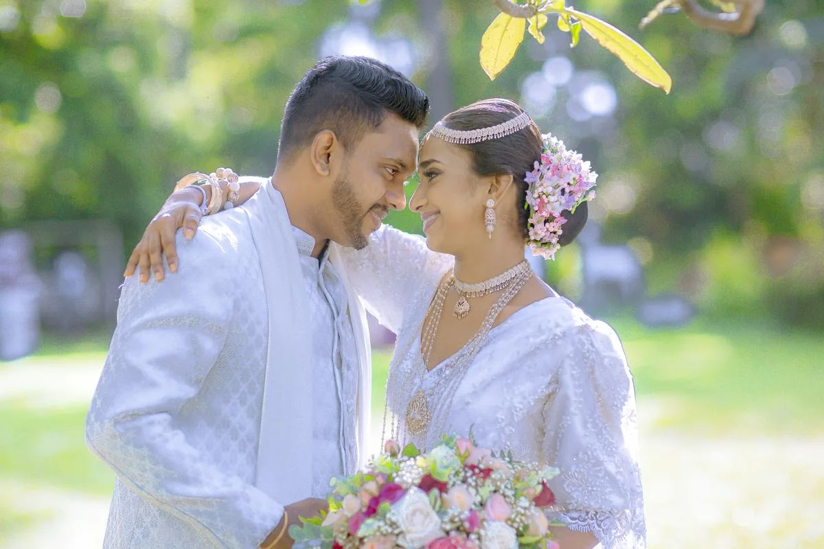 NILUSHA & LUMIN - Sri Lankan Photoshoot Gallery (7)