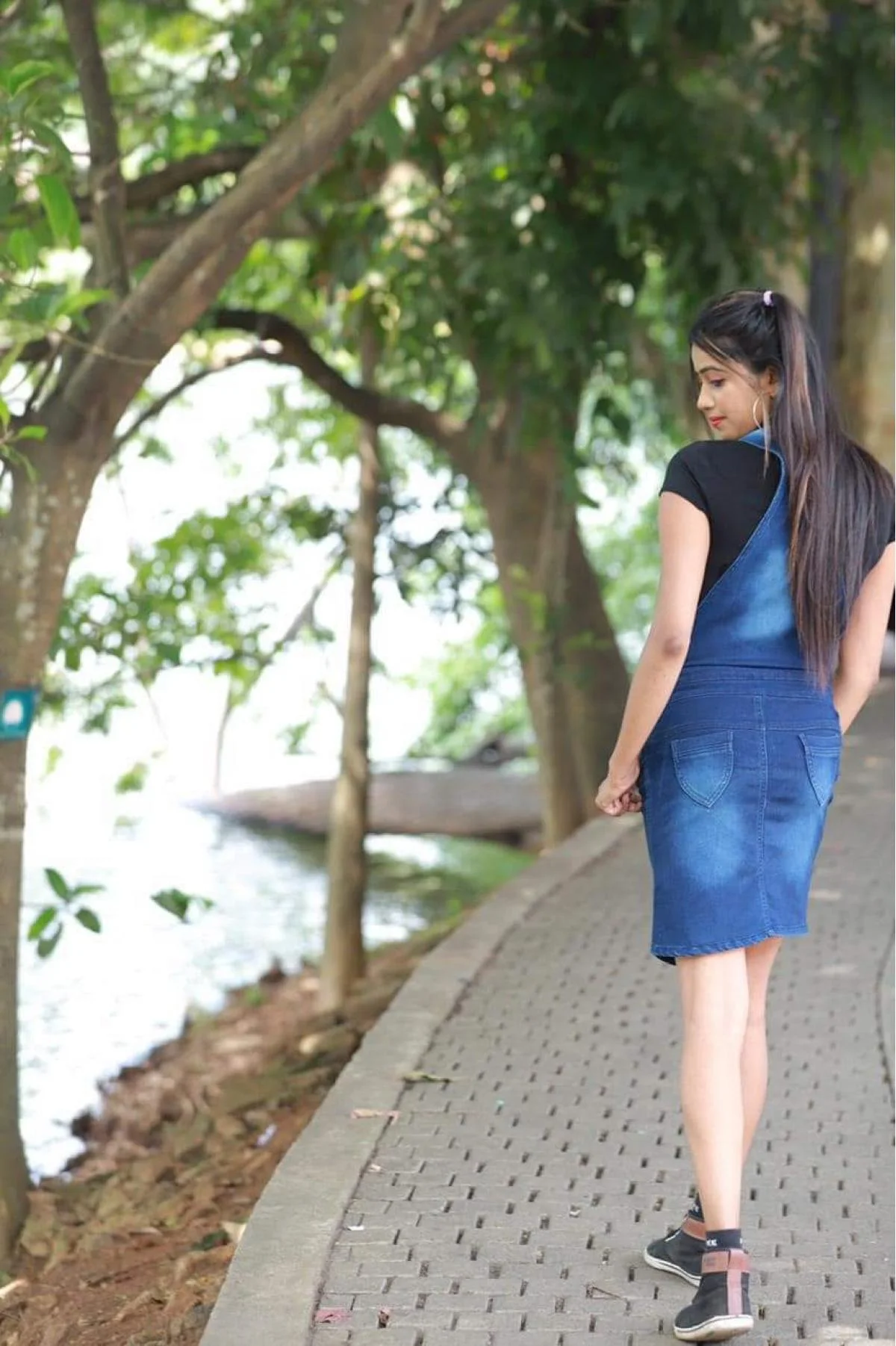 Upcoming Model  - Sri Lankan Photoshoot Gallery (6)