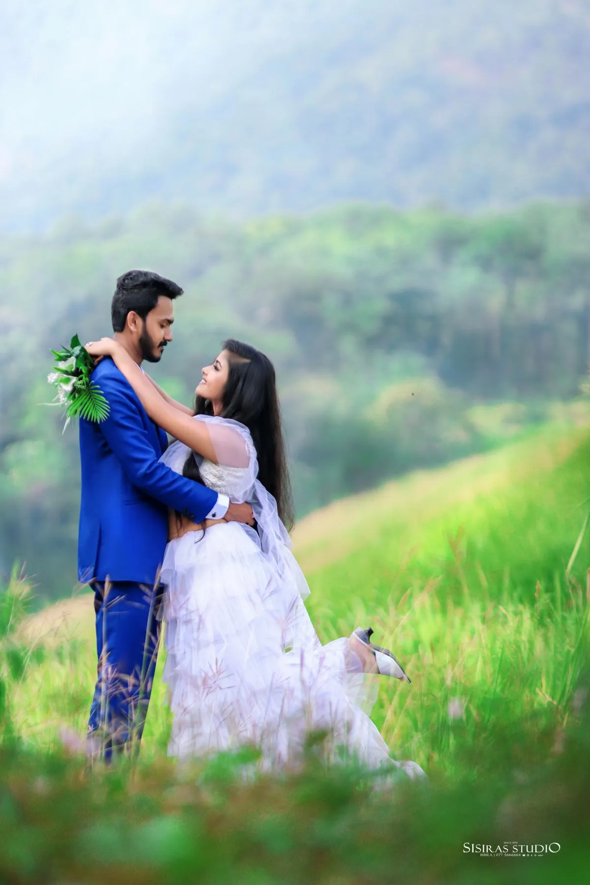 PRAGEETH & PAVITHRA - Sri Lankan Photoshoot Gallery (1)