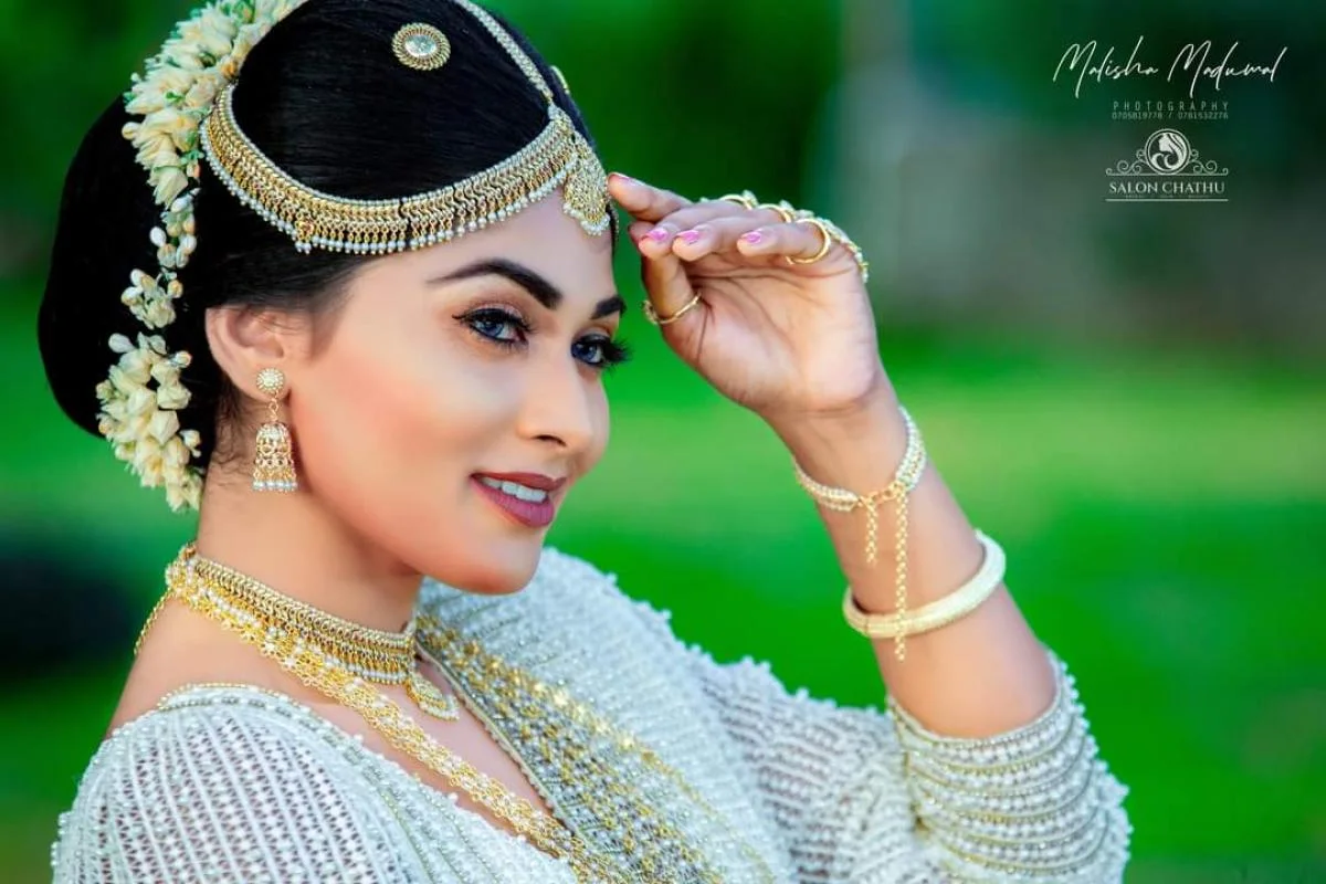 DULANJALI - Sri Lankan Photoshoot Gallery (5)