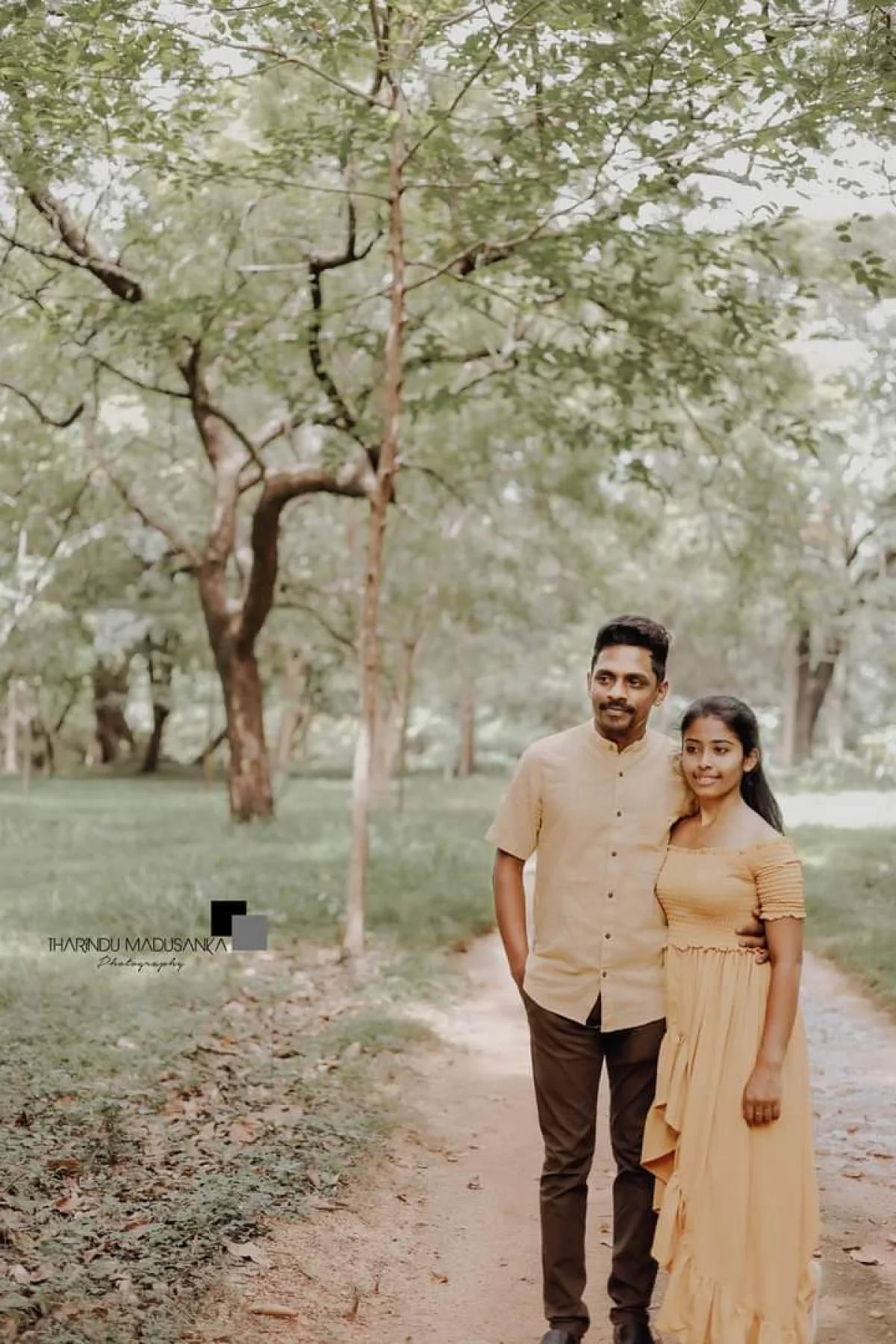 chinthaka & Nilu - Sri Lankan Photoshoot Gallery (5)